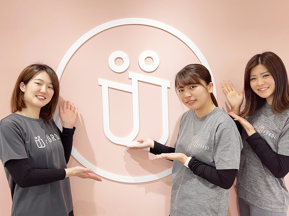 三国駅前店スタッフ