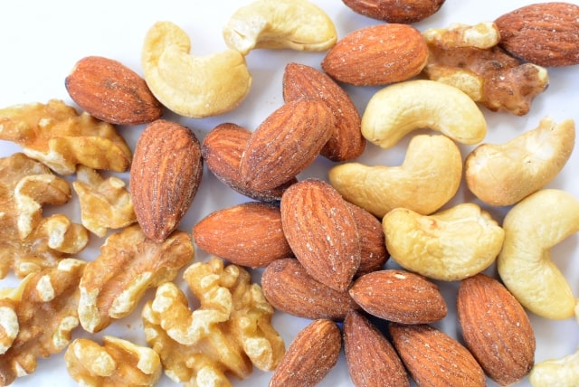低糖質なナッツ