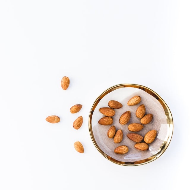 低糖質なナッツ