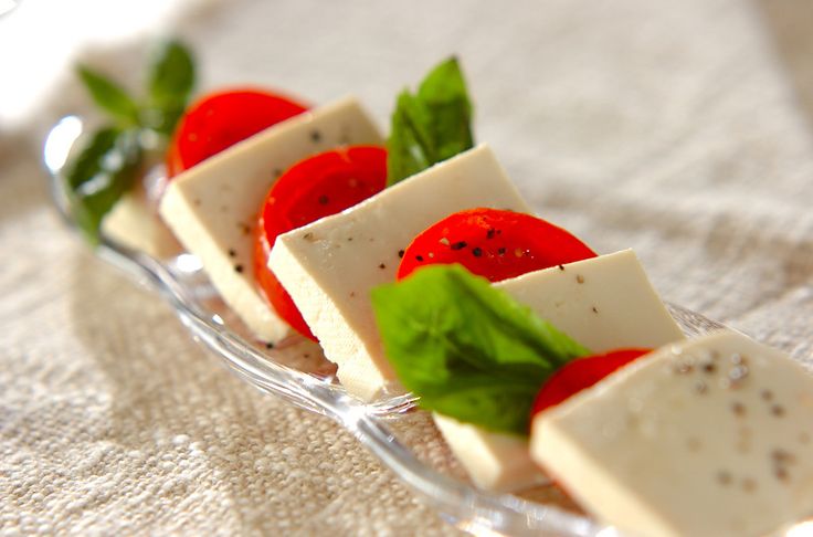 豆腐のヘルシーカプレーゼ