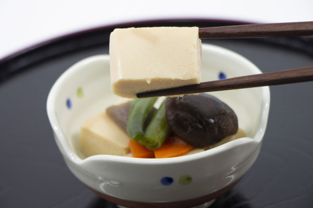 高野豆腐の煮物