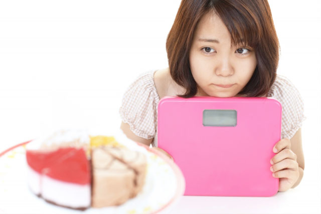 ダイエット中の女性