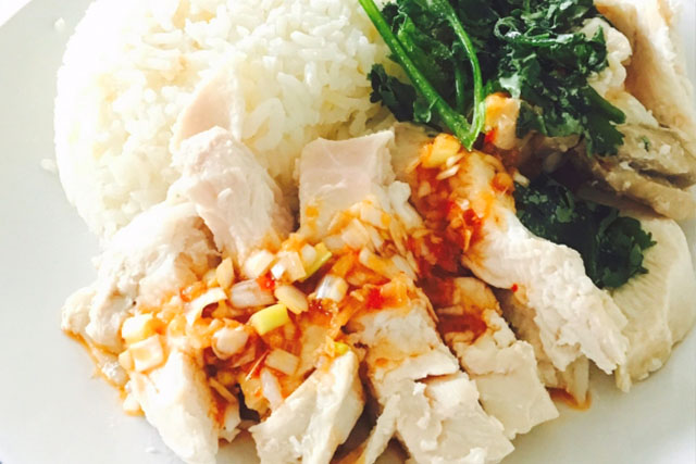 鶏むね肉のカオマンガイ